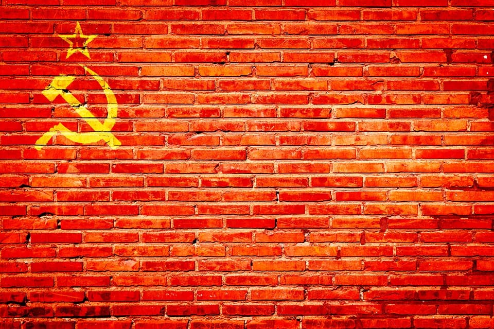 В России суд отказал коммерсанту в регистрации товарного знака со словом «СССР»